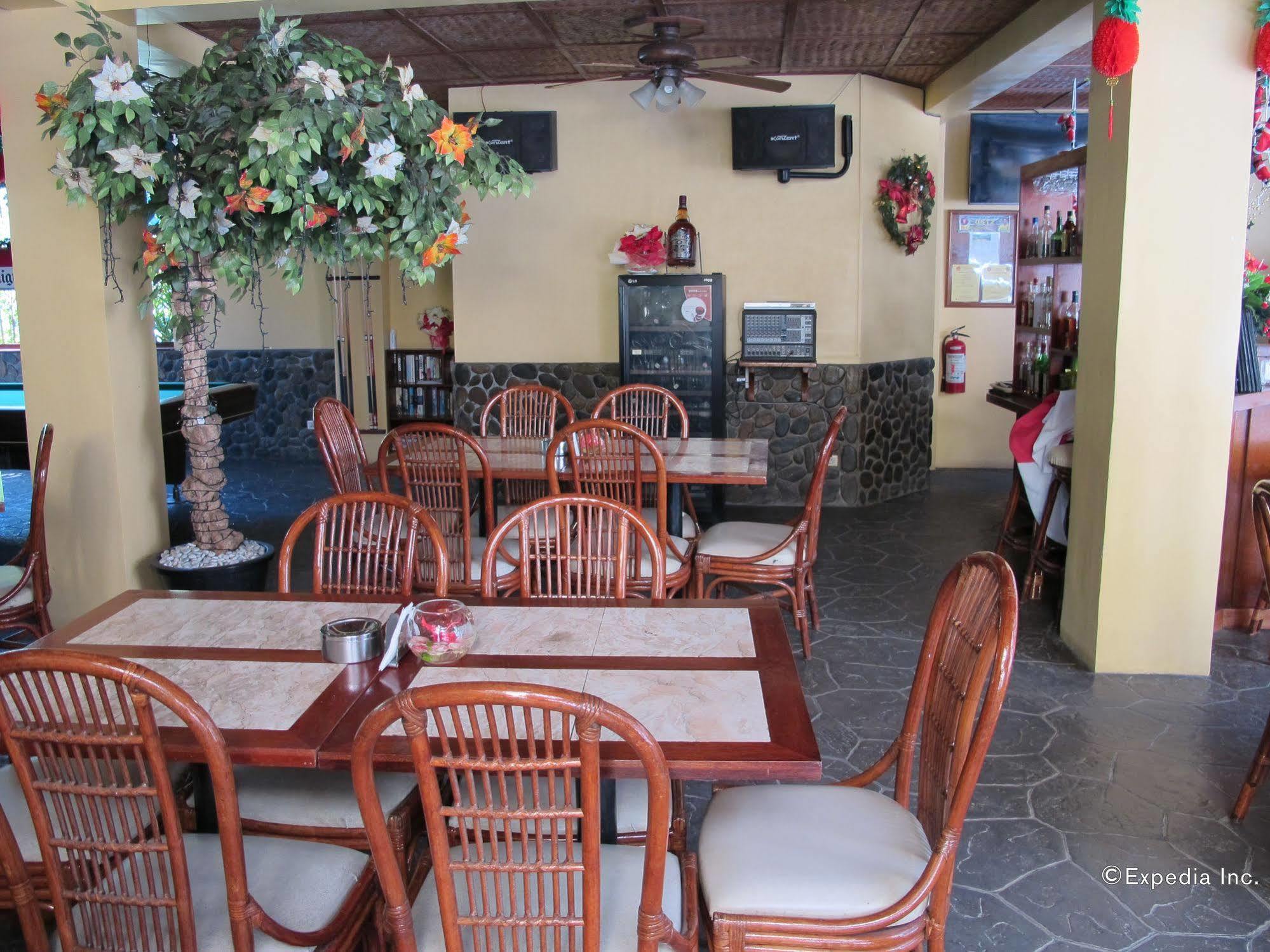 Mermaid Resort Puerto Galera Ngoại thất bức ảnh